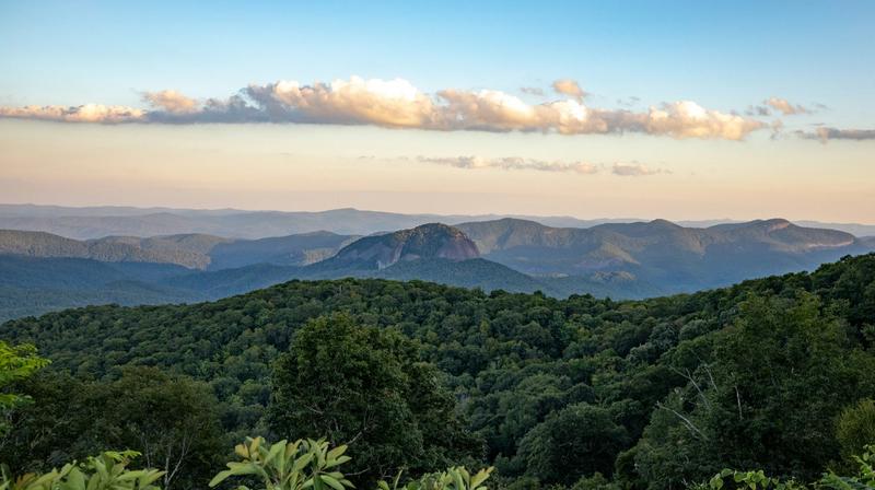 6 Spectacular Summits Near Asheville, NC