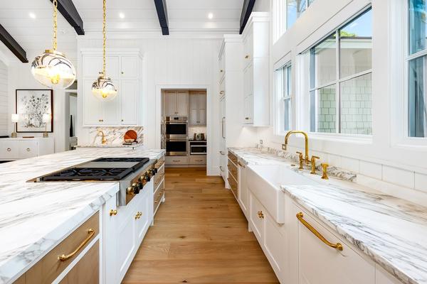 16 Vacation Rentals With Instagram Worthy Kitchens