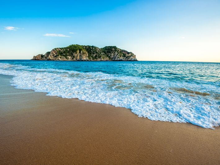 View of Bahia de Cacaluta, a beach in Huatulco Mexico