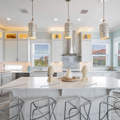 Pristine kitchen in Bermuda Sunset.