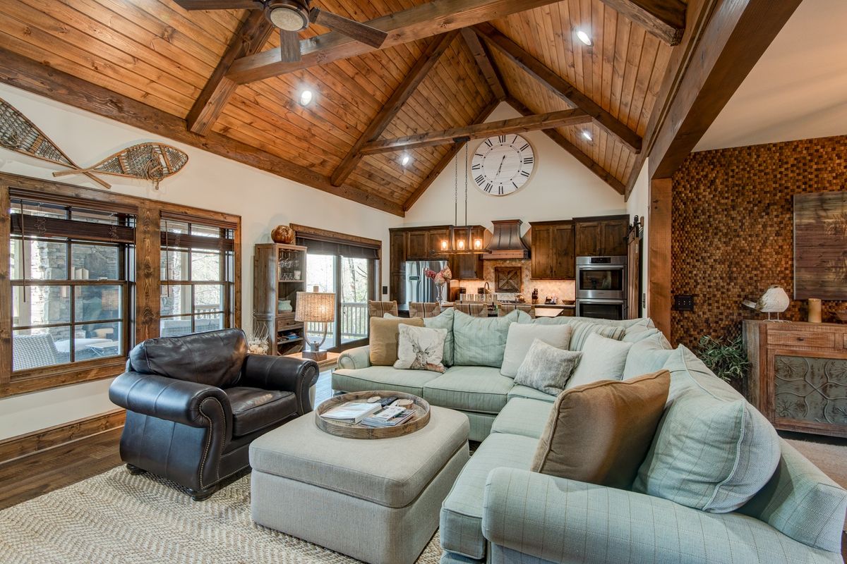 Interior view of of Blowing Rock vacation rental.