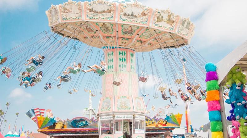 4 Action-Packed Vacation Destinations with the Best Theme Parks in the U.S.