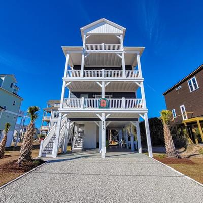 Exterior view of Treat Yo Self.
