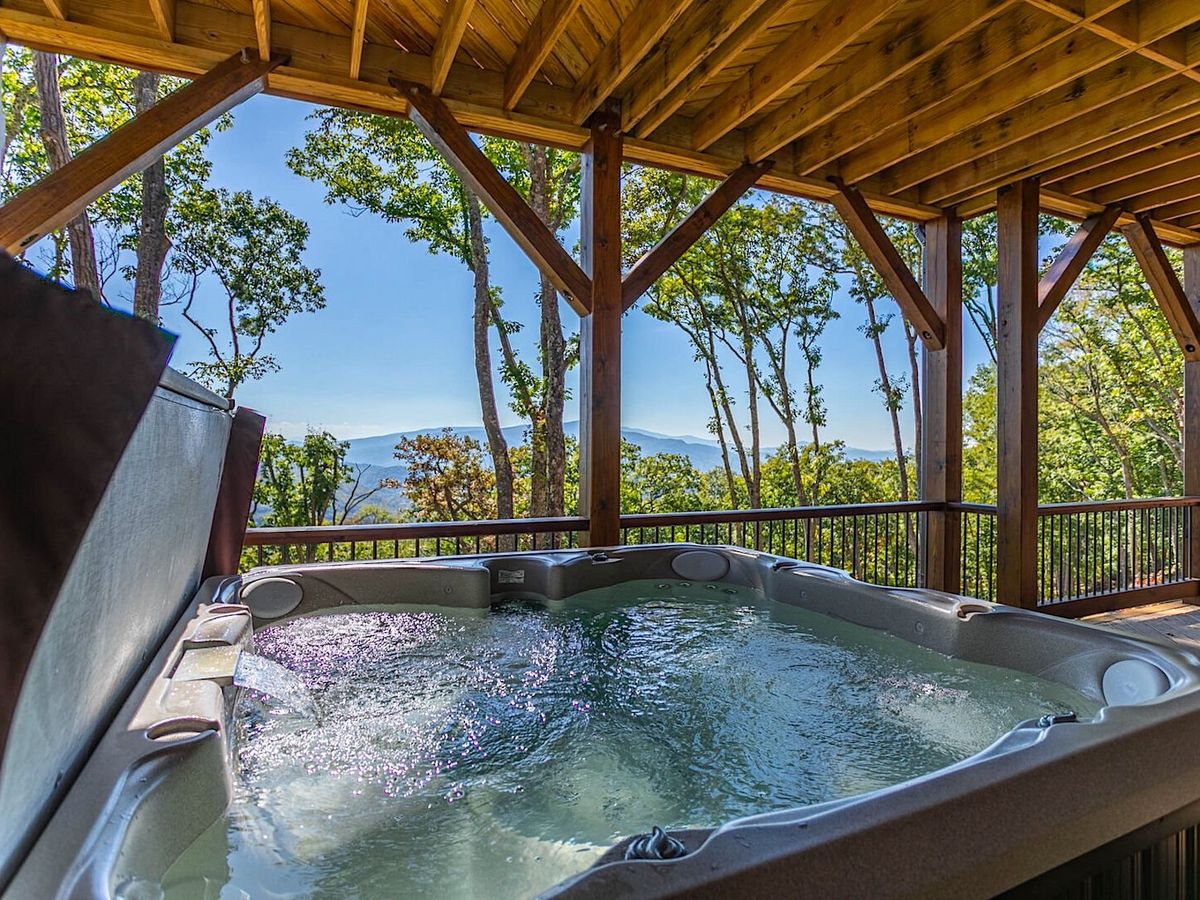 Beautiful Mountain Views From Boone Luxury Vacation Rental Hot Tub