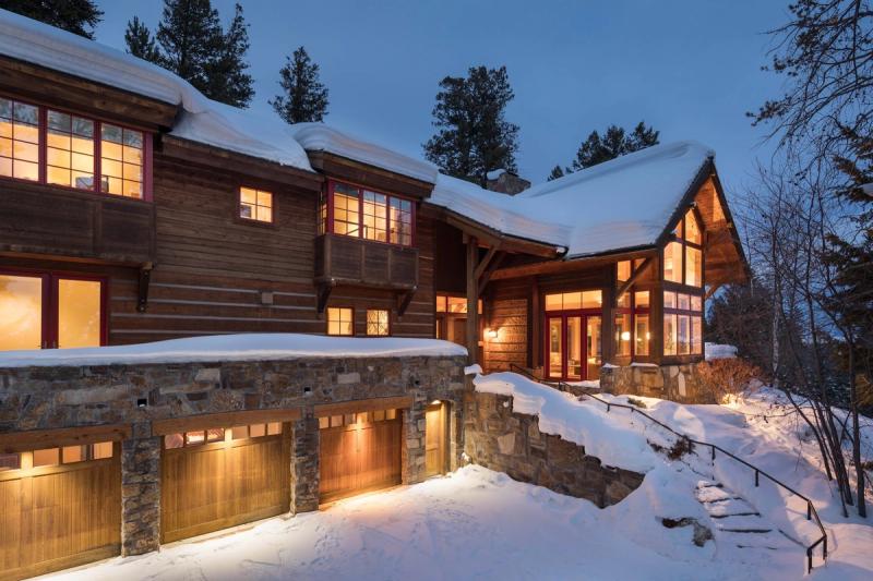 Granite Ridge Chateau - Image 1