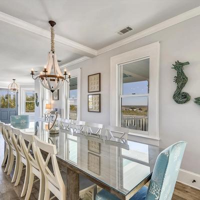 Dining room in a Tybee Island vacation rental.