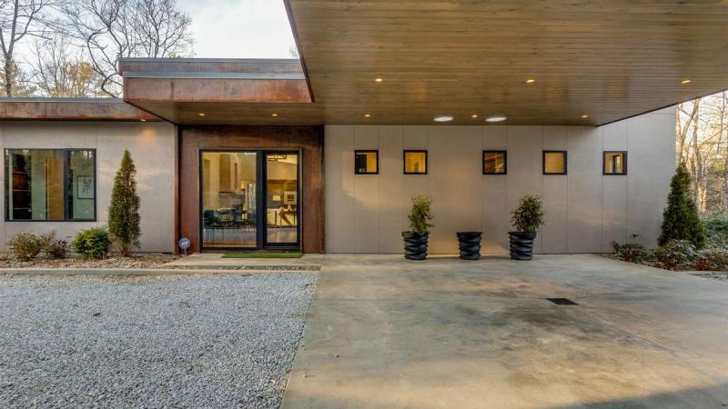 Whispering Pines - Image 4