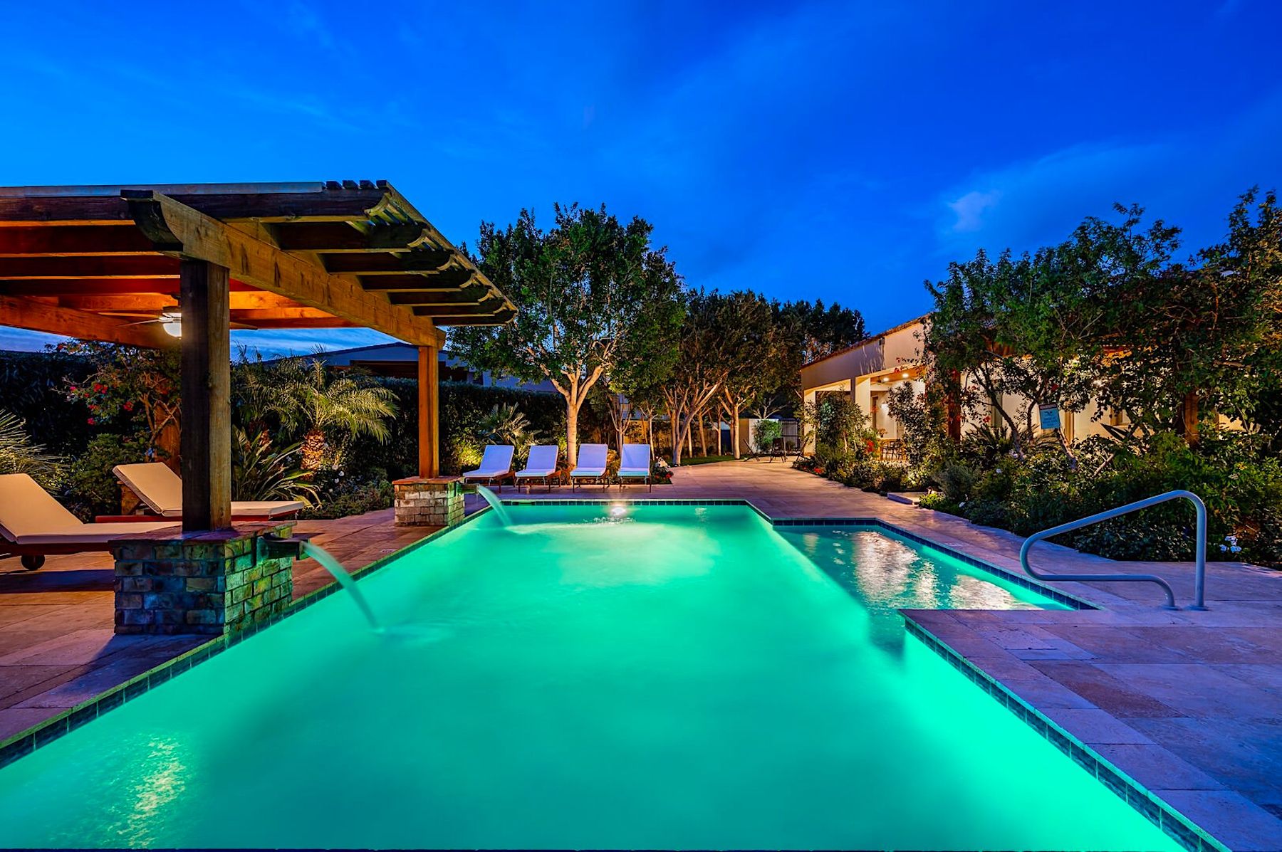 Private Pool and Hot Tub At Scottsdale Luxury Vacation Rental 