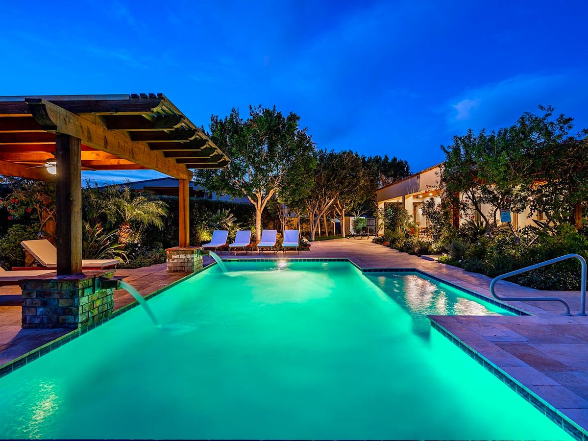 Private Pool and Hot Tub At Scottsdale Luxury Vacation Rental