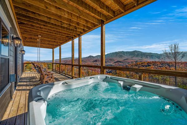 Explore Tennessee Cabins + Rentals