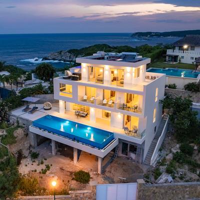 Exterior view of Villa Manguito.