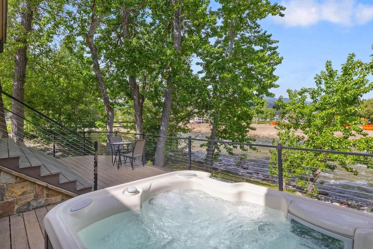 Hot Tub