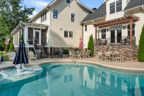 Pool area