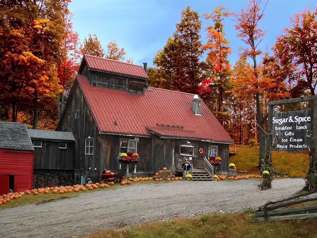 Vermont Sugar & Spice Restaurant During the Fall