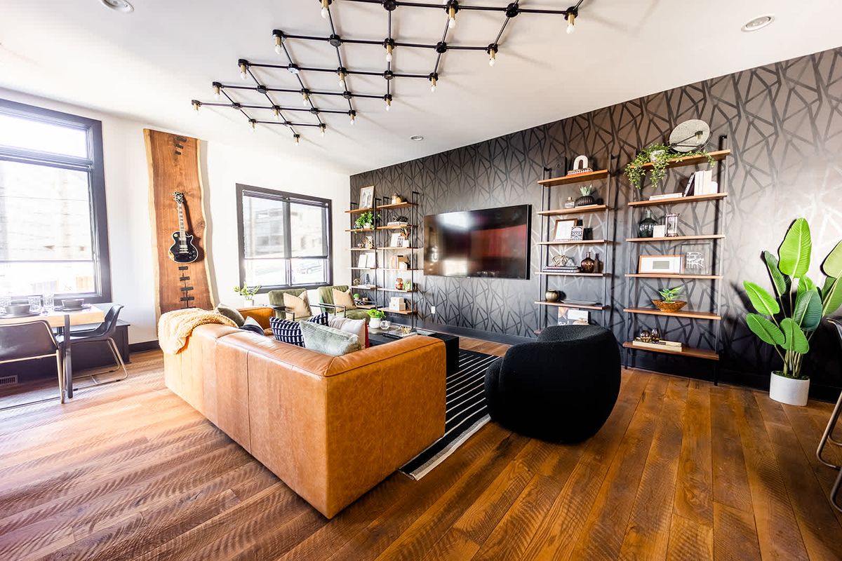 Legendary Encore in Nashville