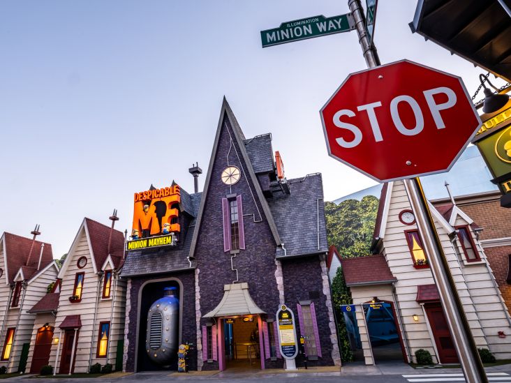 Despicable Me Minion Mayhem attraction at Universal Studios Hollywood. A family-favorite ride full of laughs and animated fun.