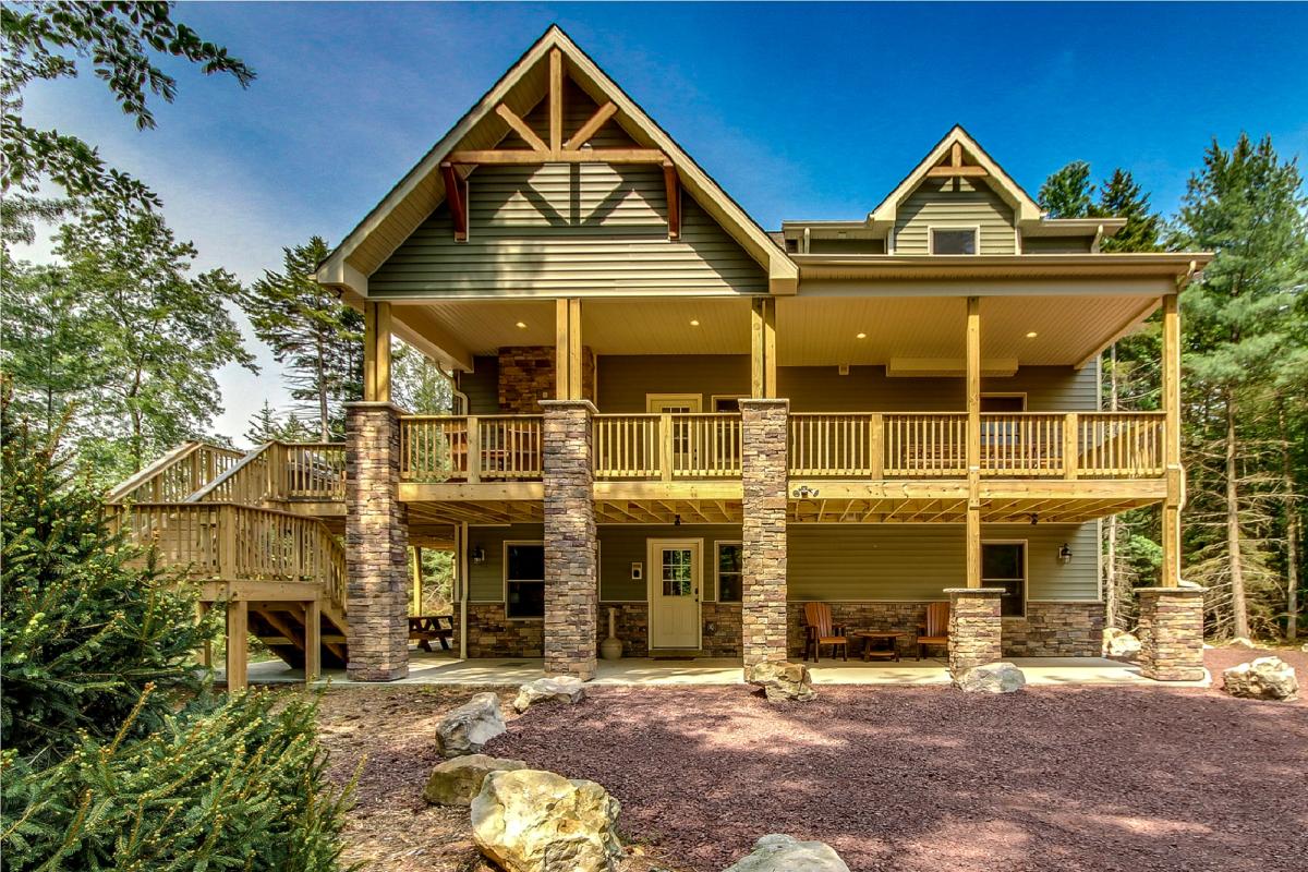 Exterior view of a Pocono Mountain vacation rental.