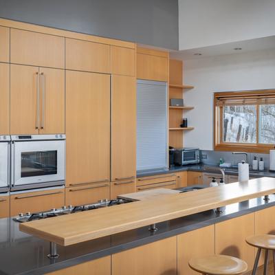 Modern kitchen in Adams Way - Gray Mill House.