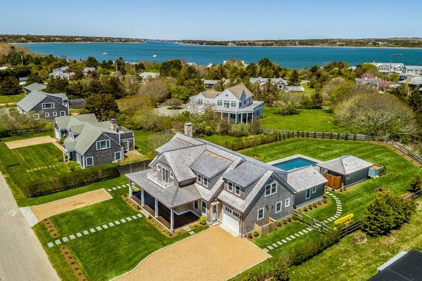 Explore Martha's Vineyard Rentals