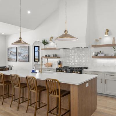 Modern kitchen and dining area in Beartooth View.