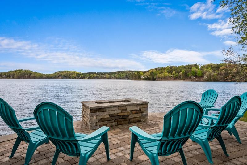 Paradise Point - Image 1