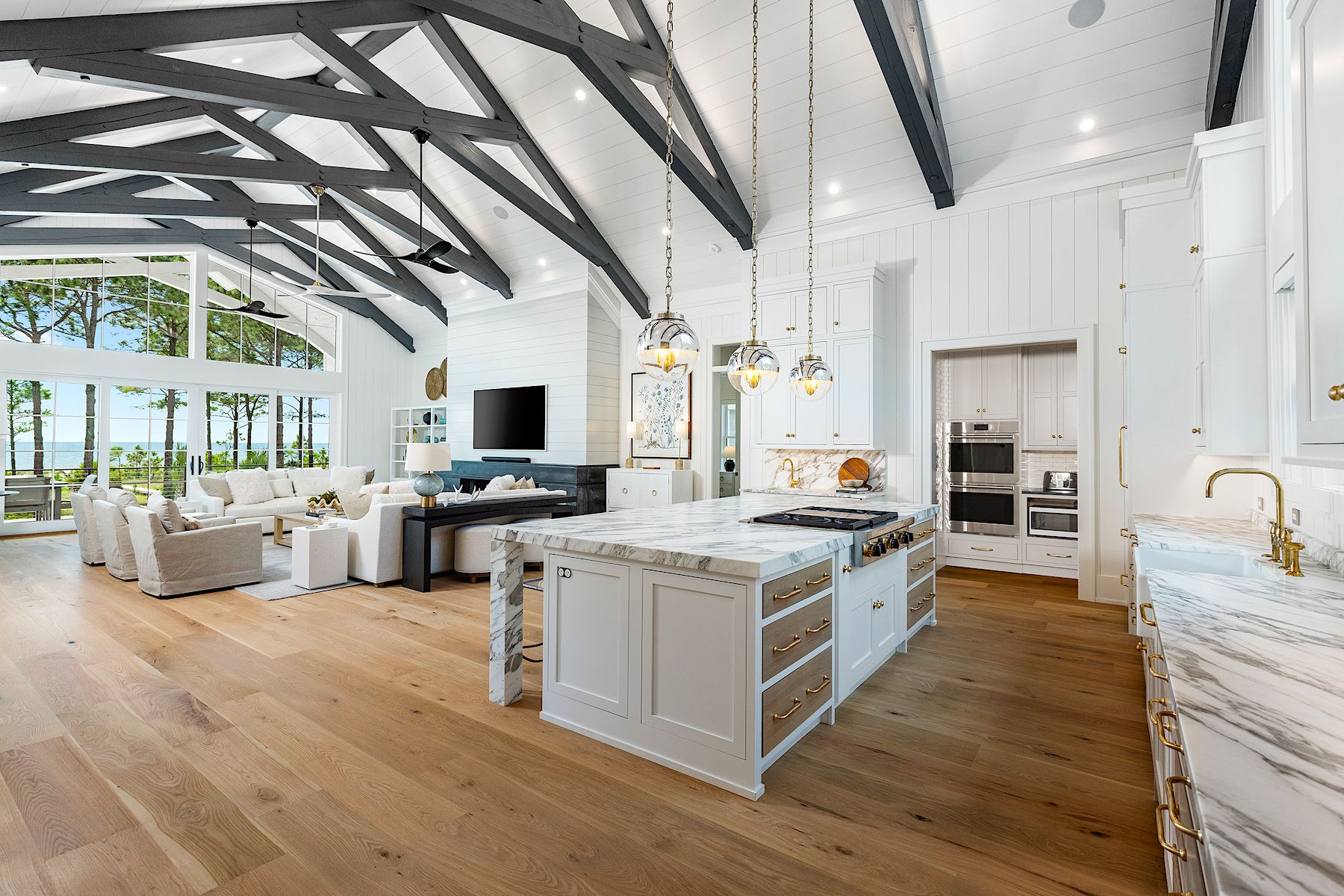 Beautiful White and Gold Kitchen in Luxury Hilton Head Island Vacation Rental