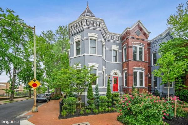Explore Washington D.C. Rentals