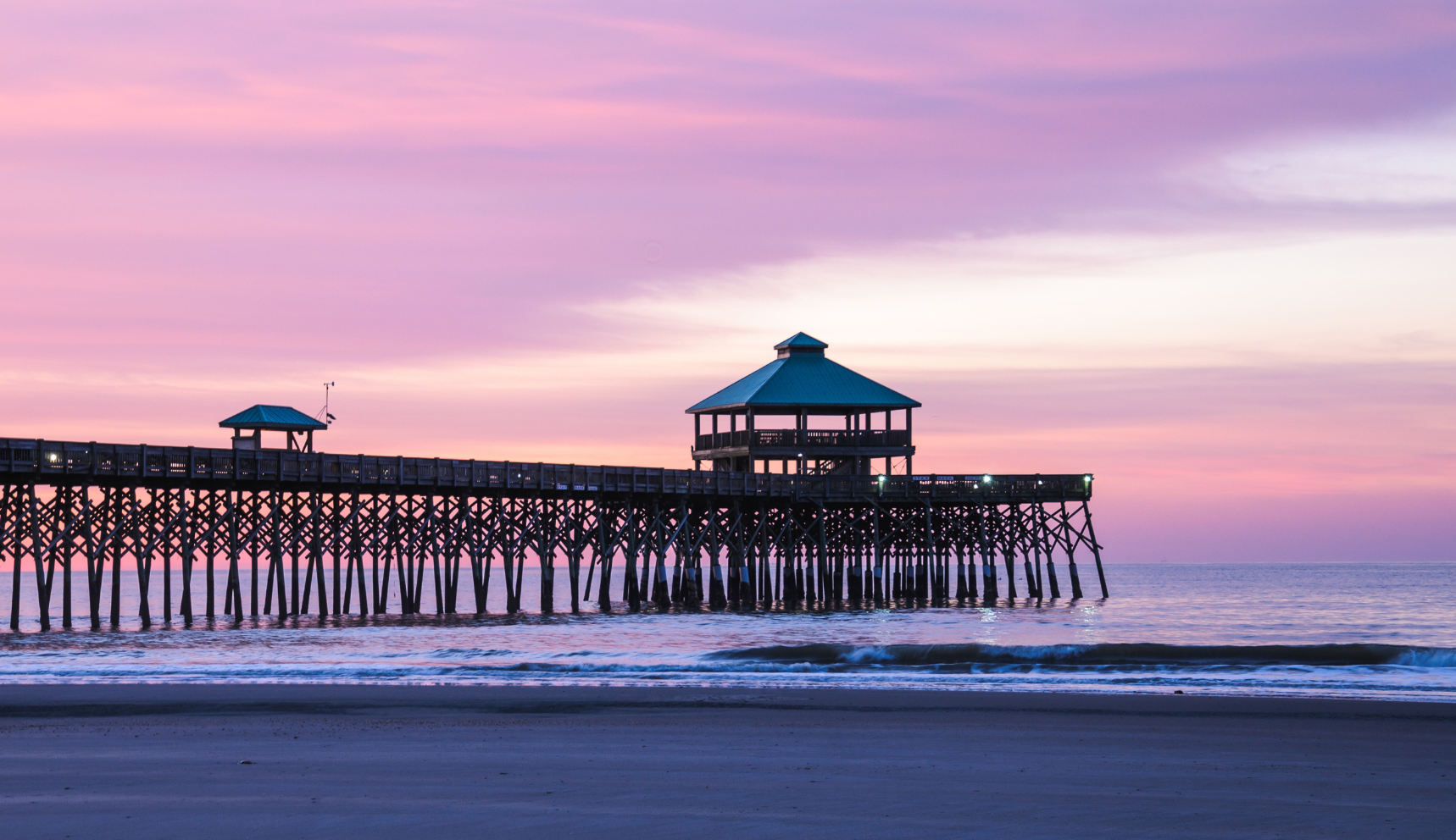 Visit Folly Beach, SC: The Best Things To Do and Where to Stay