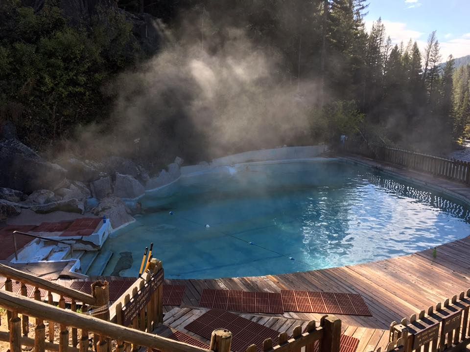 Granite Hot Springs features a steaming outdoor pool surrounded by forest and mountain air. The warm mineral water makes it a favorite stop after hiking or skiing. It’s a relaxing place to soak year-round in Wyoming.