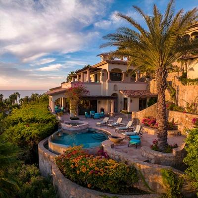 Exterior view of a Los Cabos vacation rental.