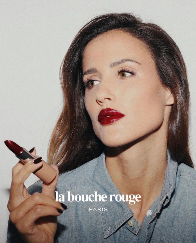 ALEX RIVIÈRE FOR LA BOUCHE ROUGE