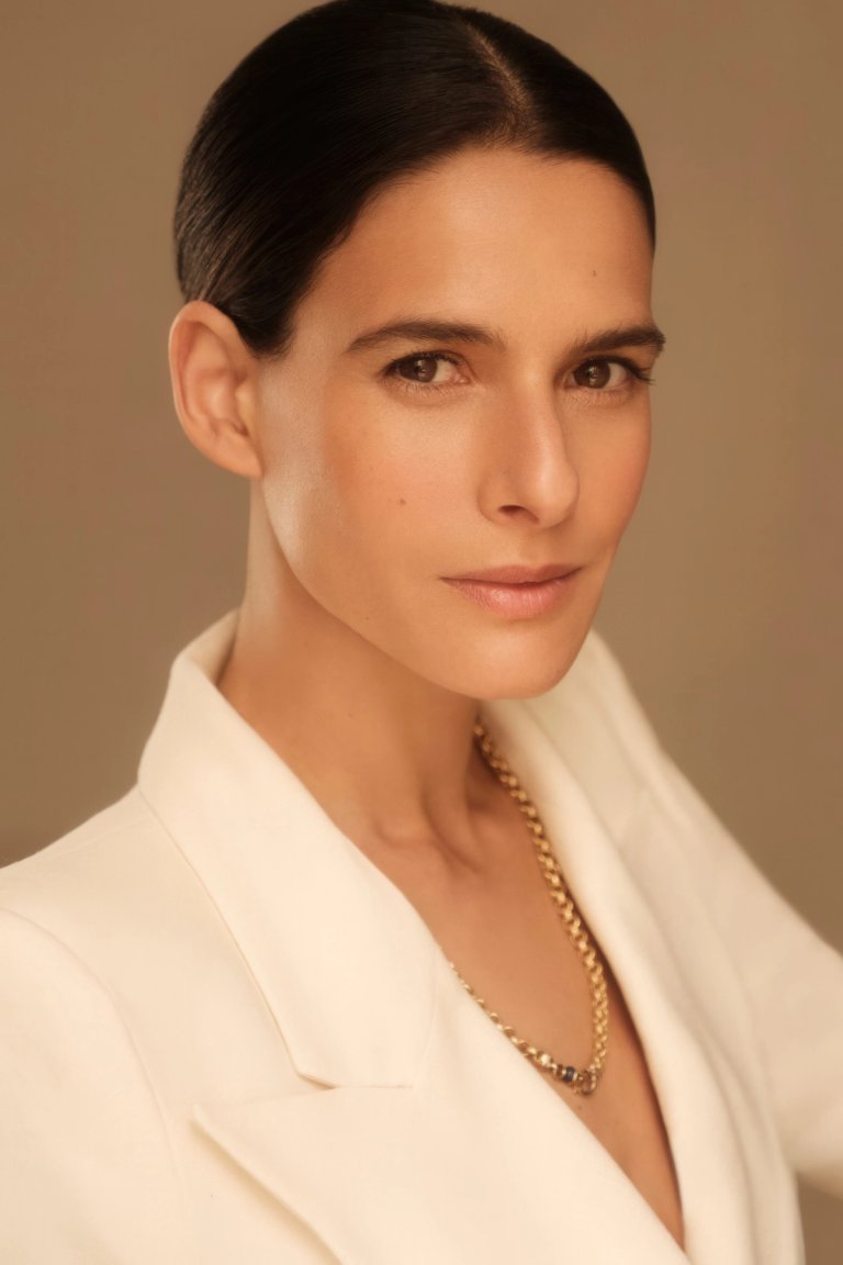 TELVA X HELENA RUBENSTEIN: VANESA LORENZO Y INÉS ALCALDE