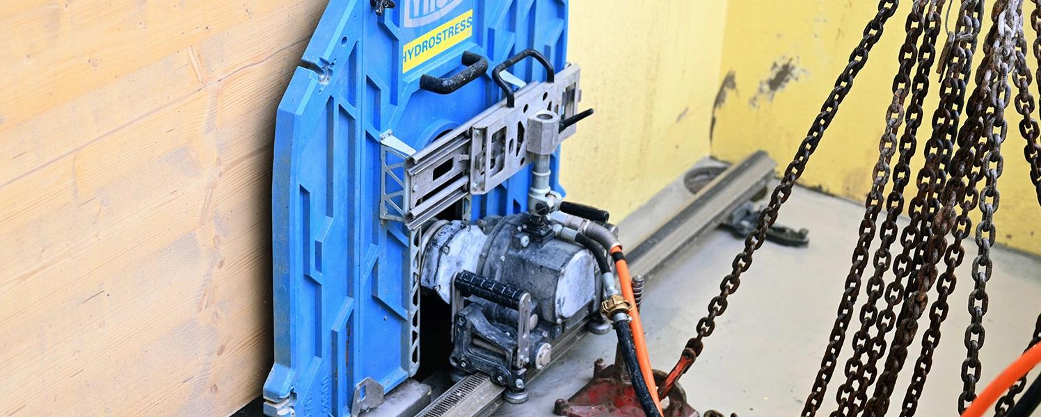 Sierra de muro compacta WSE912: Primera utilización con éxito en la demolición de balcones en Solothurn