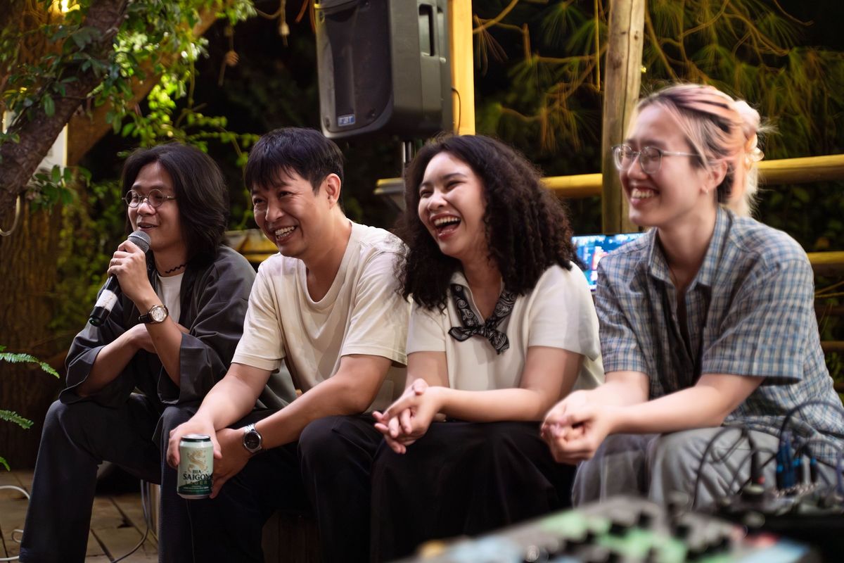 End-of-trip listening party