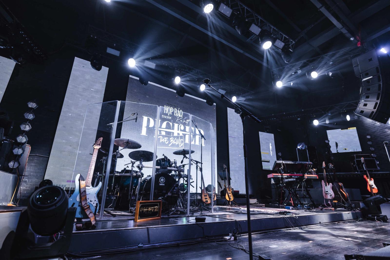 Stage set-up