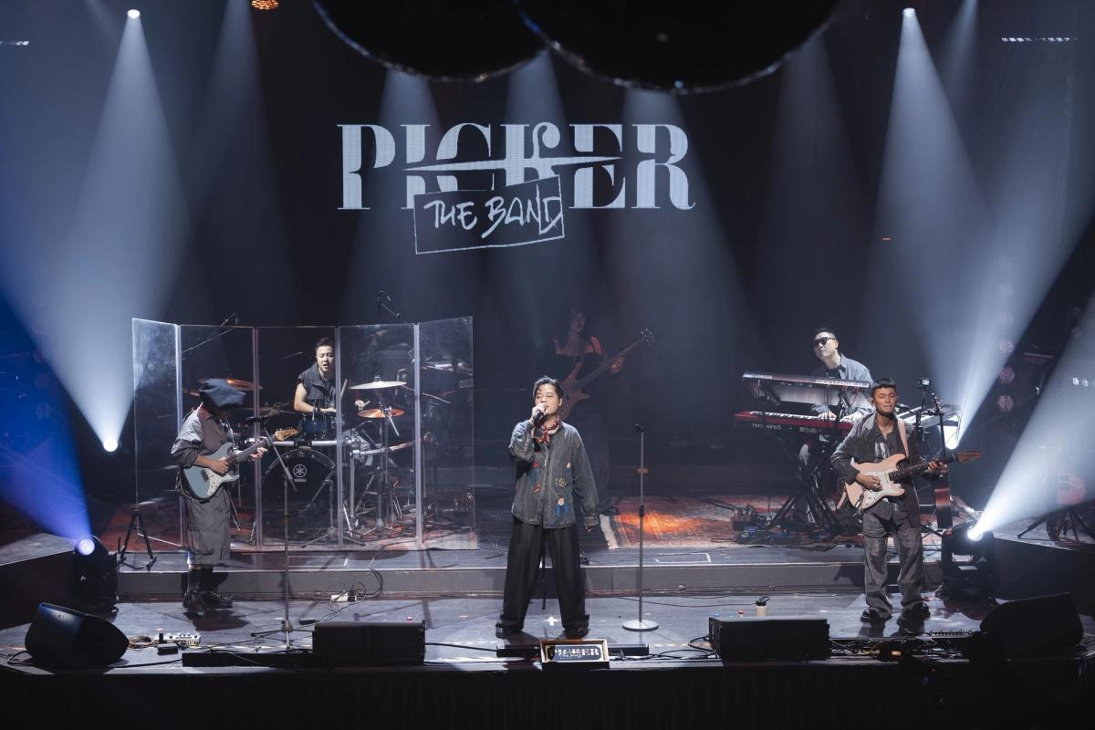 Picker Band