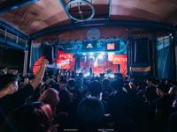 No Headliner 04