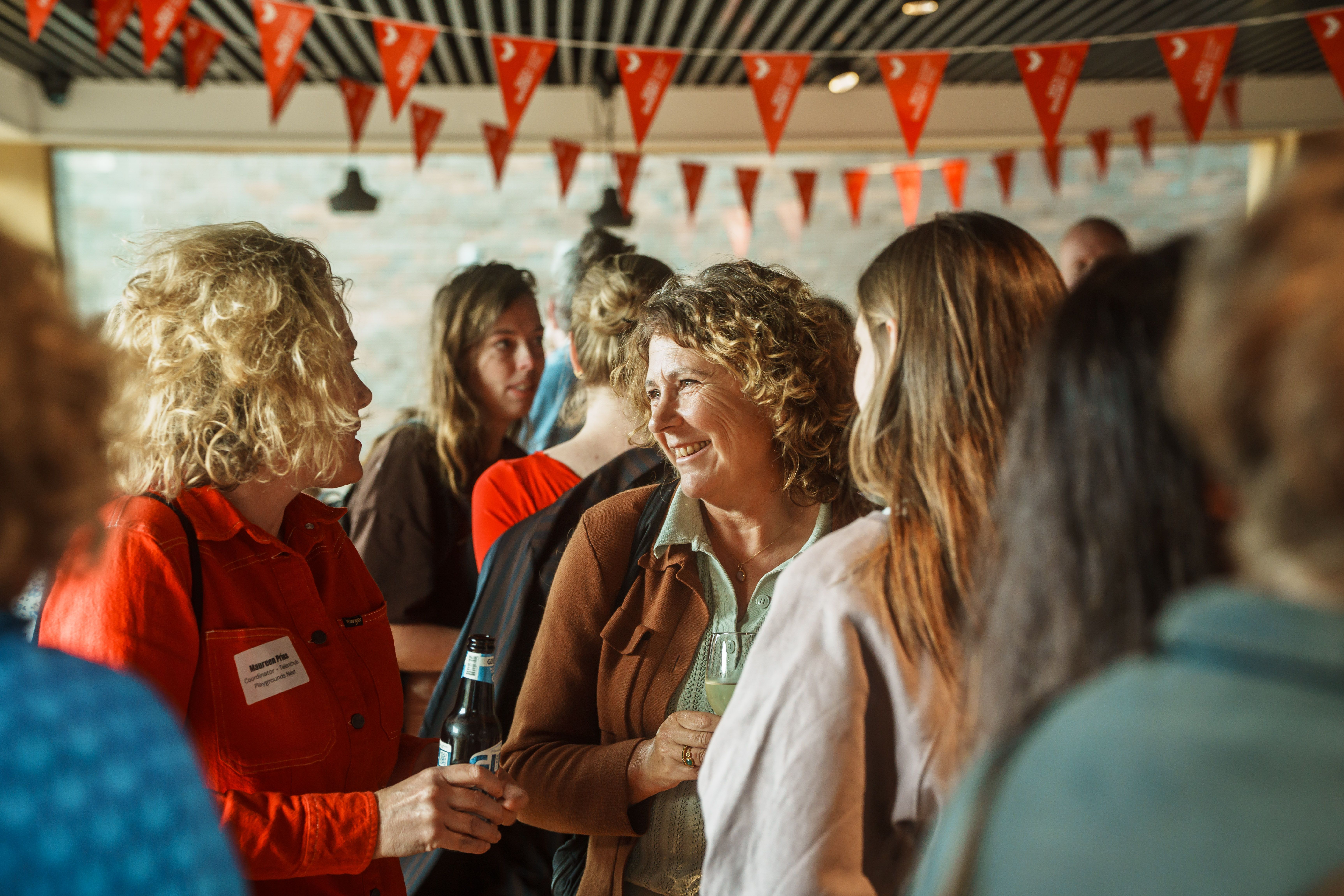 borrel juni
