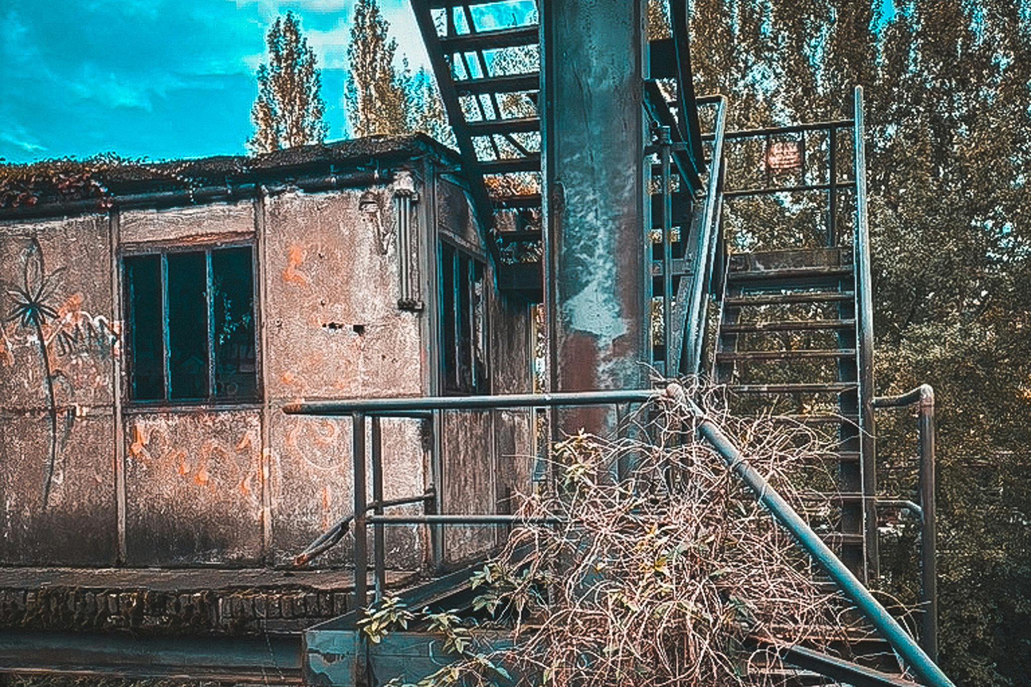 Duisburg Nord Park verlassenes Gebäude - Ausflugsziele mit Hund Ruhrgebiet