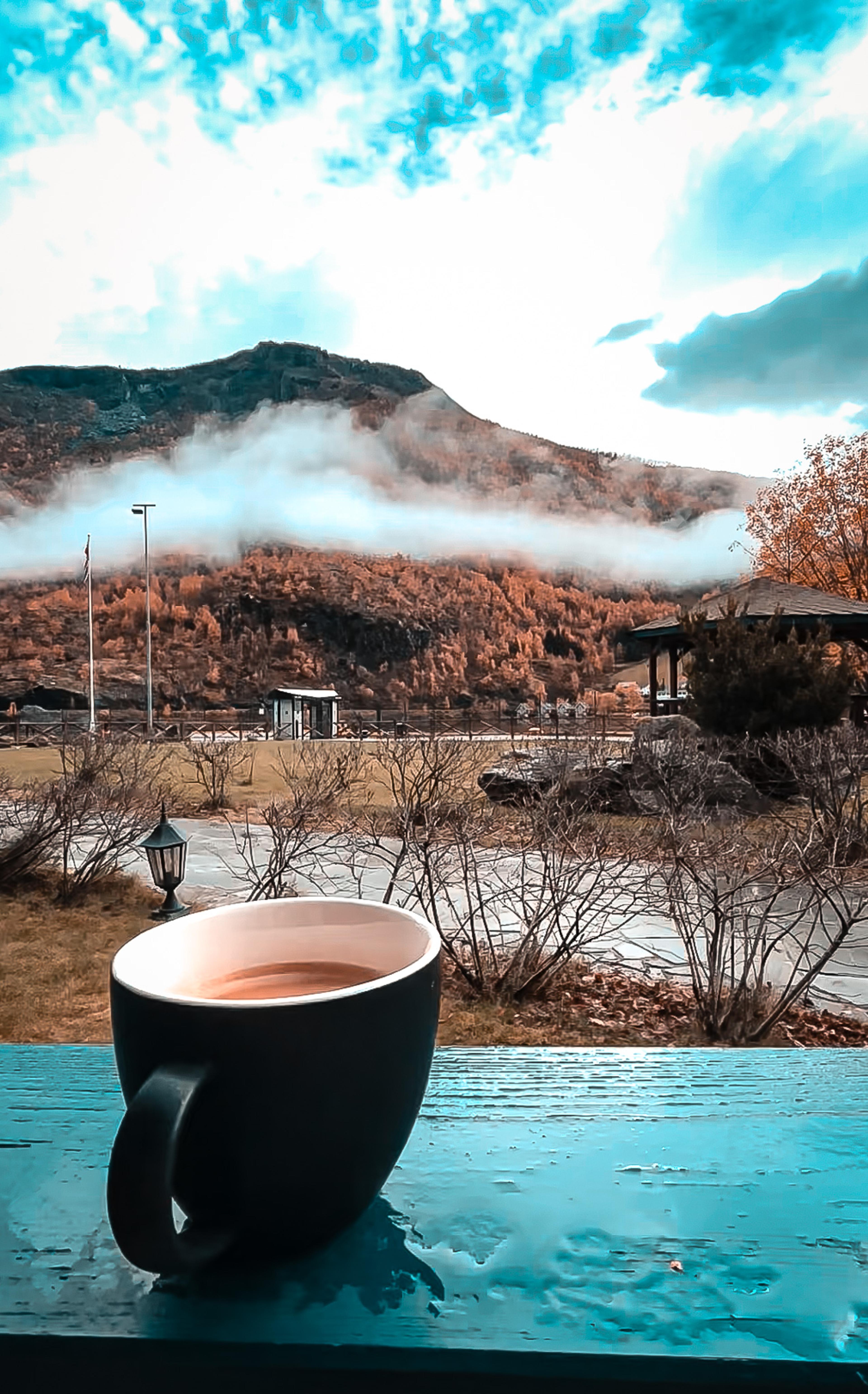 Kaffee auf der Terrasse im Zimmer vom Flåmsbrygga Hotel