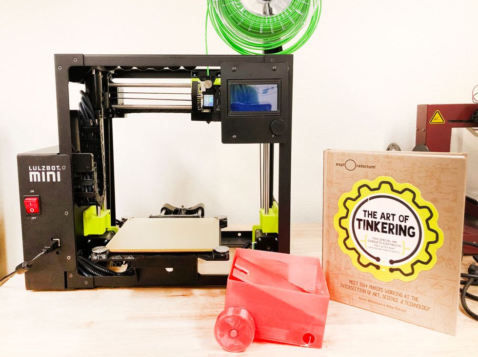 The 3-D printer is ready to get to work!