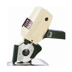 Cloth cutting machine