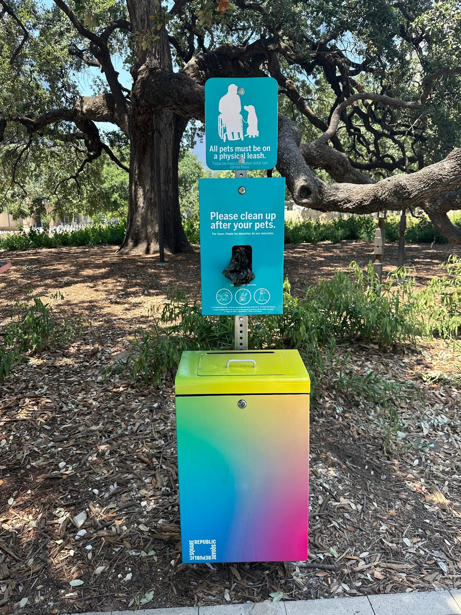 Republic Square - Image 12