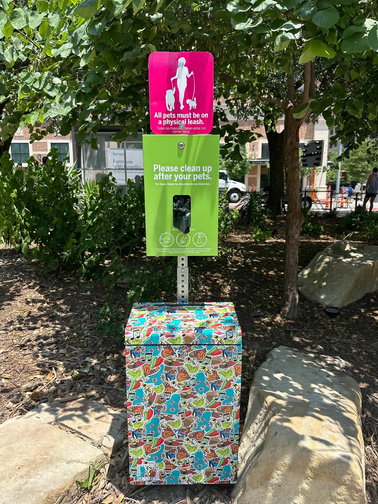 Republic Square - Image 11