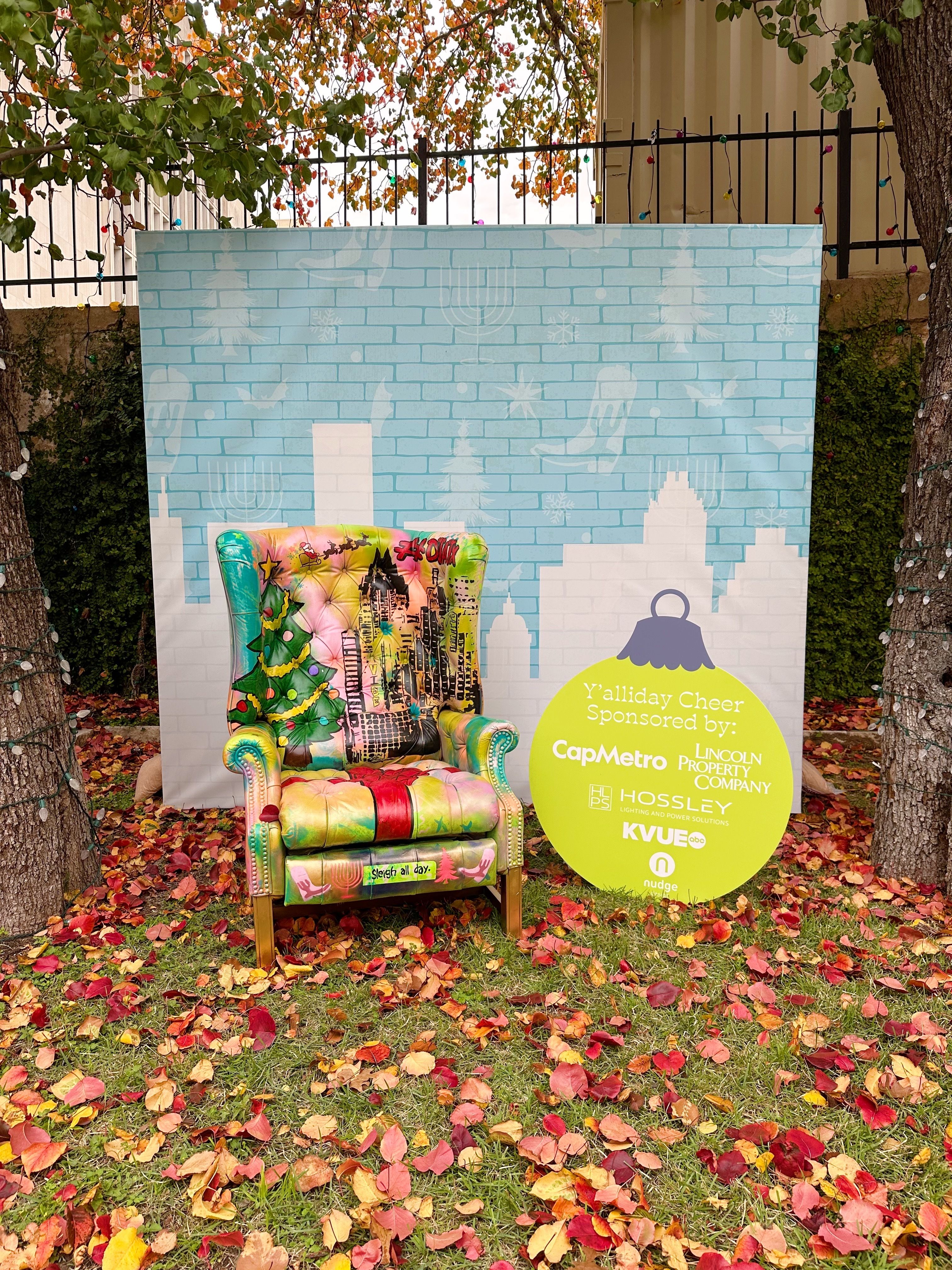 Holiday Stroll - Image 5