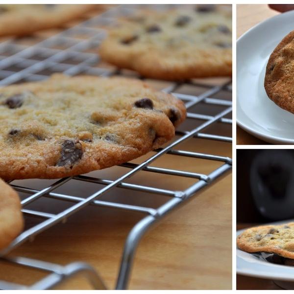 Easy and Delicious Chocolate Chip Cookies gallery photo 2