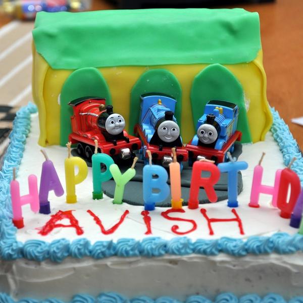 Thomas & Friends - Tidmouth Sheds Birthday Cake gallery photo 1