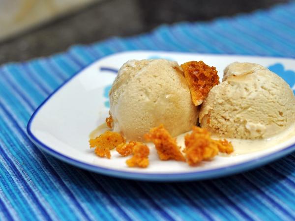 An Ode to New Zealand - Hokey Pokey Ice Cream 