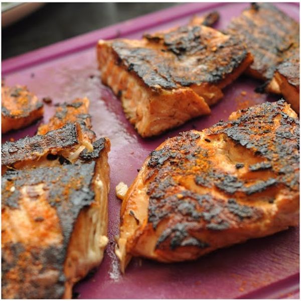 Spicy Teriyaki Marinated Salmon Salad gallery photo 2