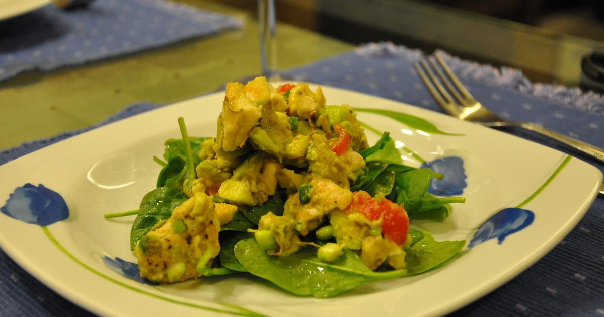Chicken salad, chicken avocado salad, healthy, flavorful salad, low carb 